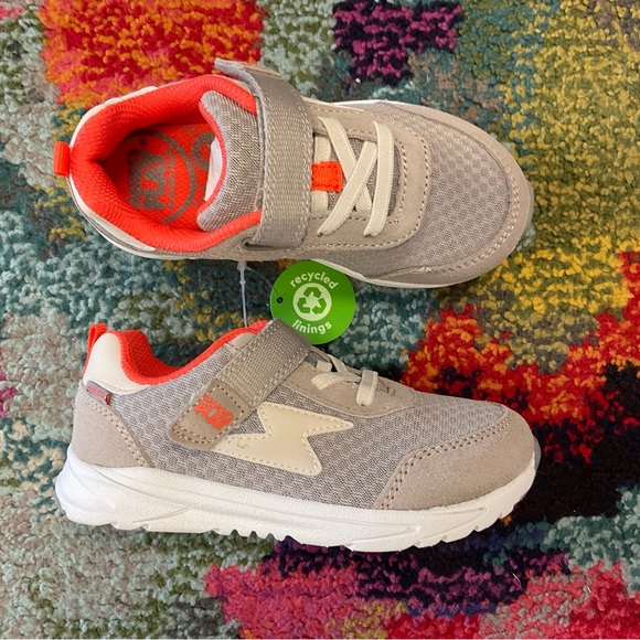Stride Rite Beige and Orange Kids Sneakers - Picture 1 of 1